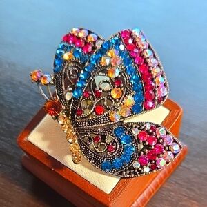 Rhinestone Filigree Butterfly Brooch/Pendant